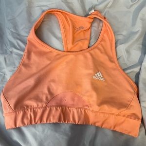 Sports bra size m